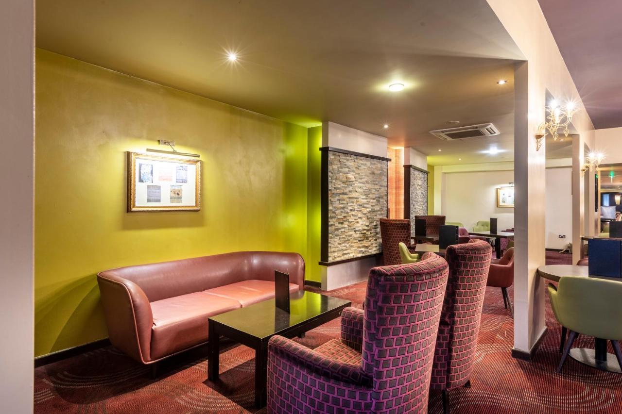 Gloucester Robinswood Hotel, BW Signature Collection Exterior photo
